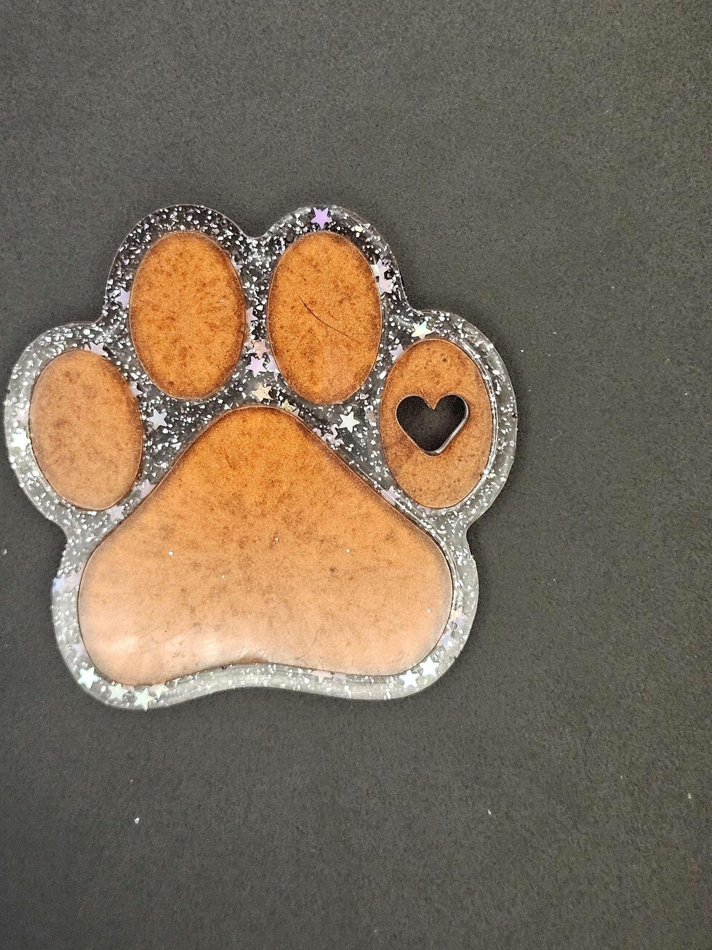 Pawprint Keepsake – Personalized Token of Love