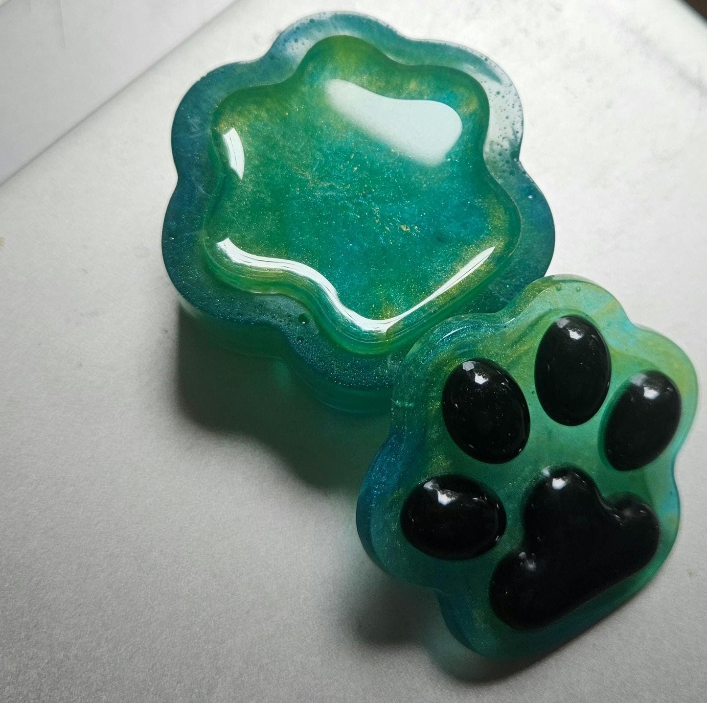 Paw Print Memory Box – Handmade Keepsake for Pet Lovers