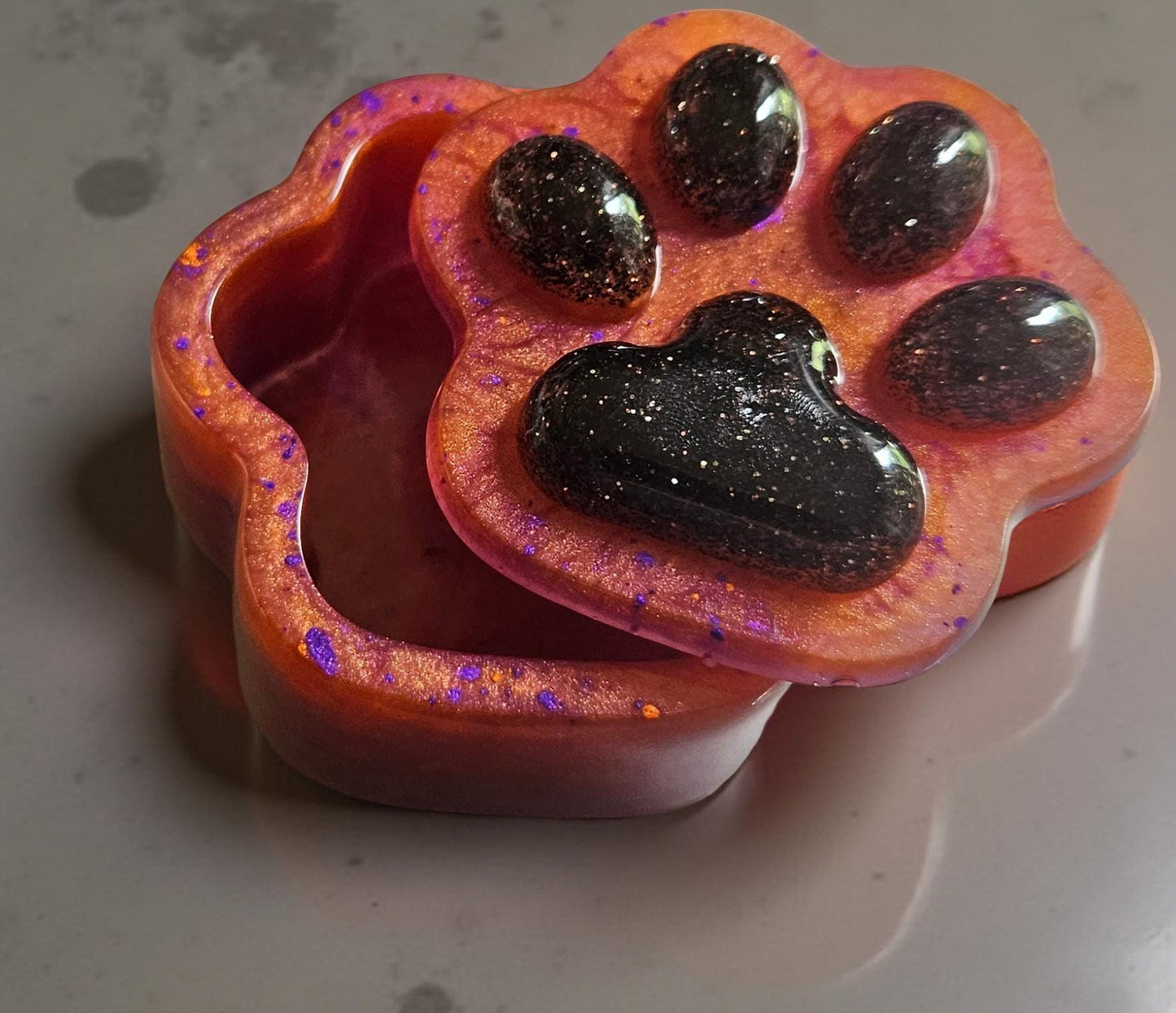Paw Print Memory Box – Handmade Keepsake for Pet Lovers