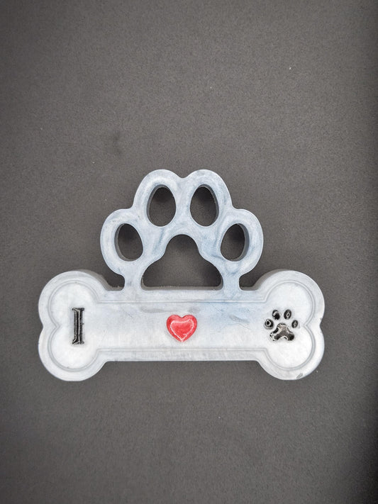 Dog Memorial Gift Set – Resin Paw Print, Bone Keepsake & “I Love My Dog” Sign