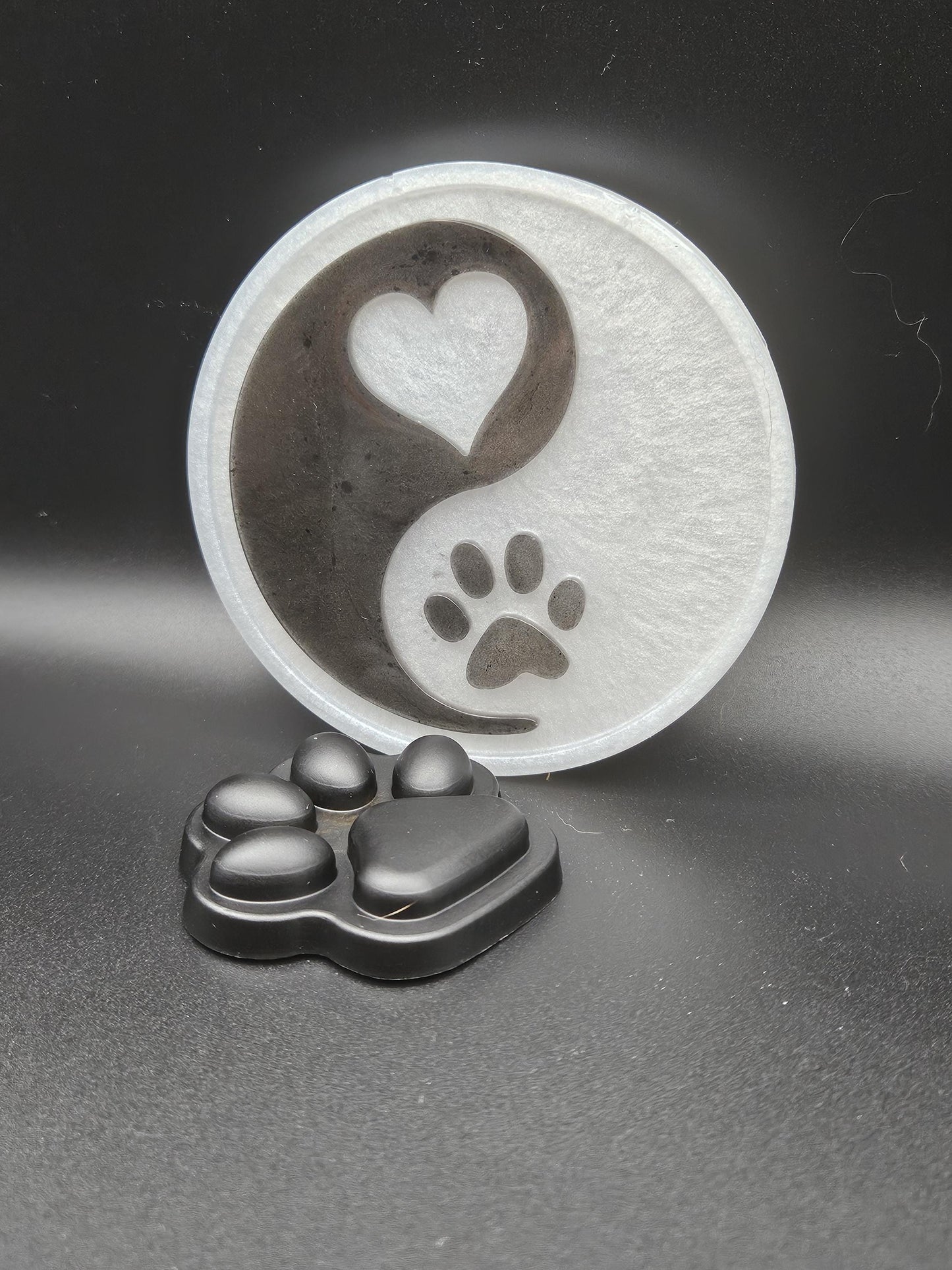 Resin Coaster & Paw Magnet Set – Handmade Gift for Pet Lovers
