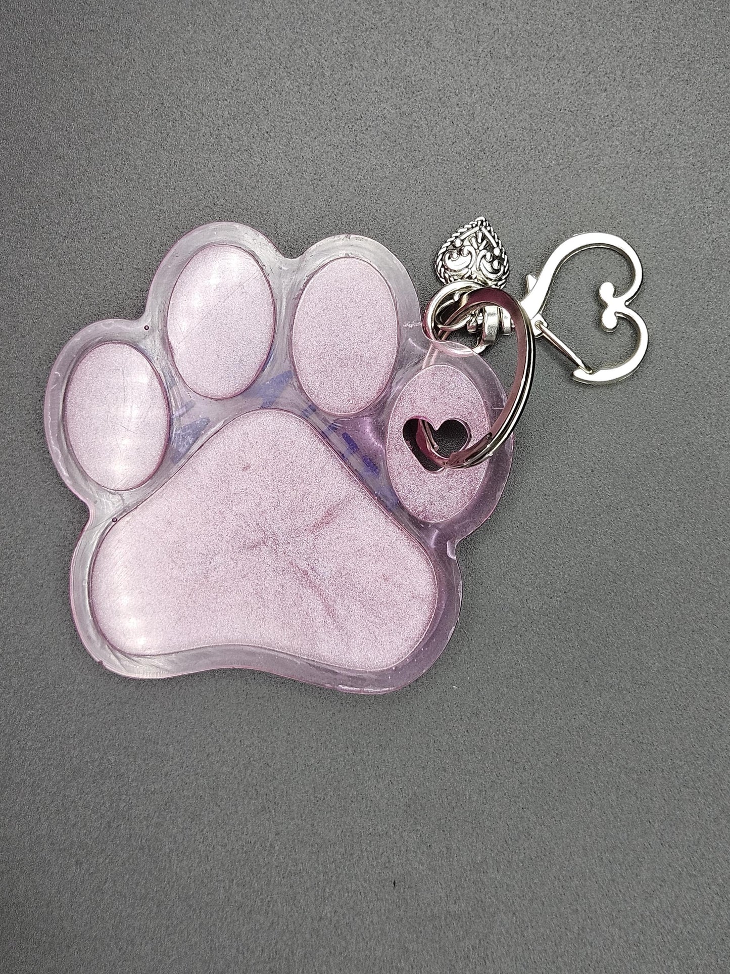 Pawprint Keepsake – Personalized Token of Love