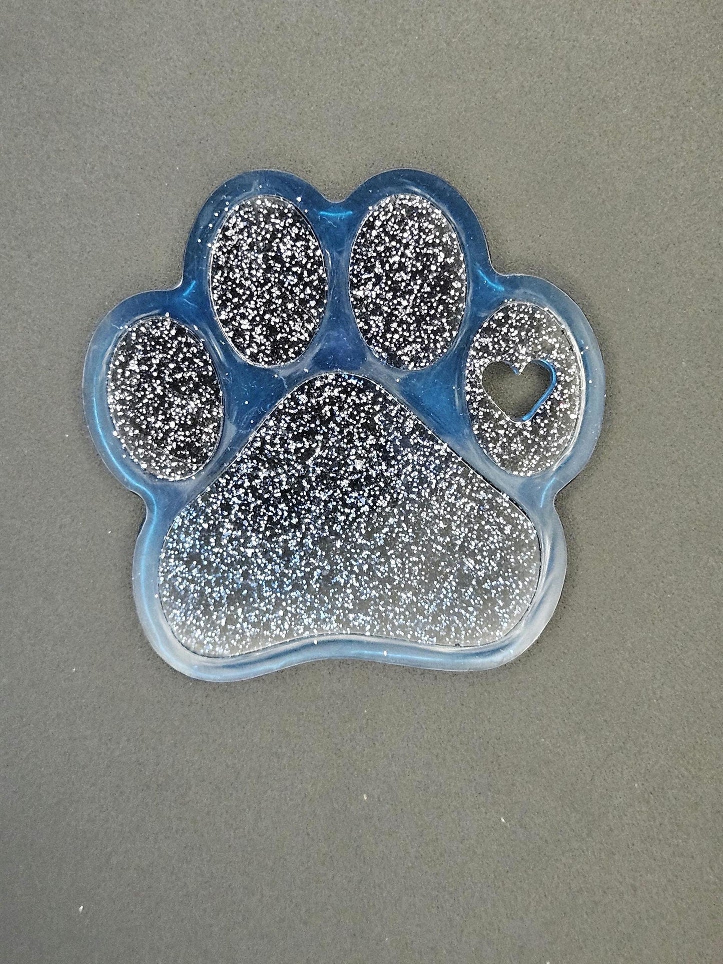 Pawprint Keepsake – Personalized Token of Love