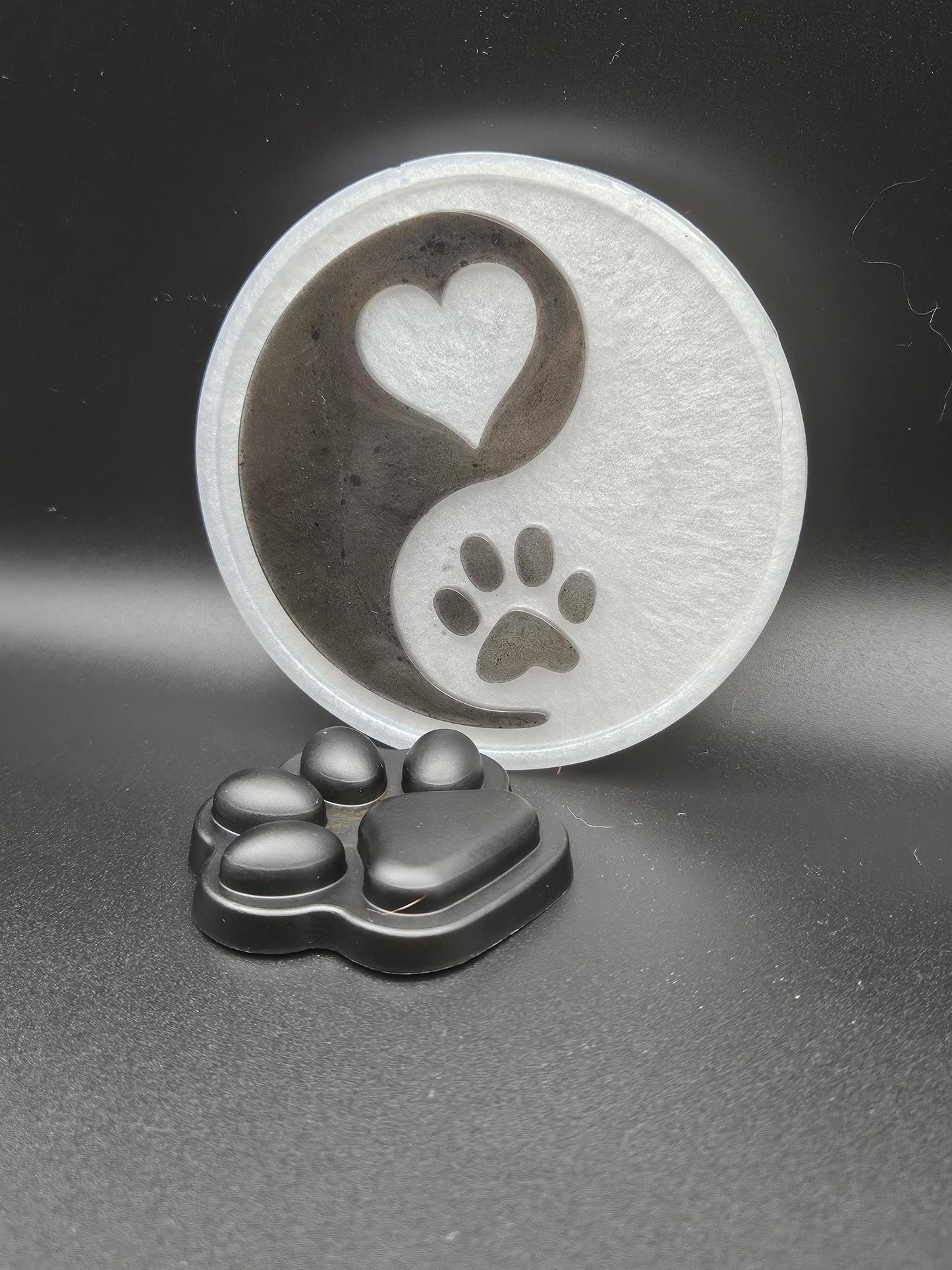 Resin Coaster & Paw Magnet Set – Handmade Gift for Pet Lovers